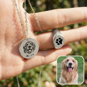 golden-retriever-dog-face-necklace-ring-hand-sunshine