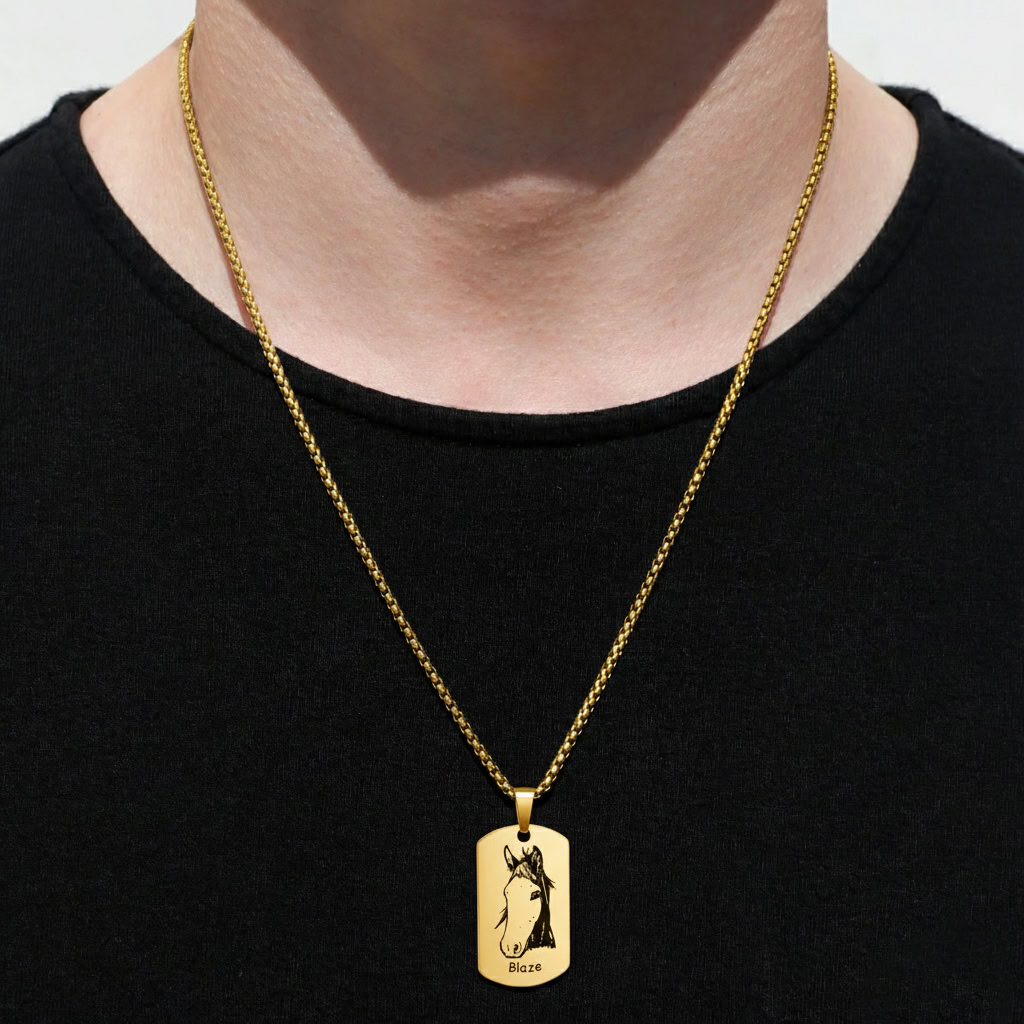 horse-portrait-personalize-necklace-tag-gold-on-model